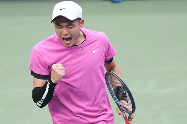 与业内人士 与业内人士