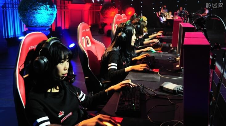 更依靠严谨 更依靠严谨