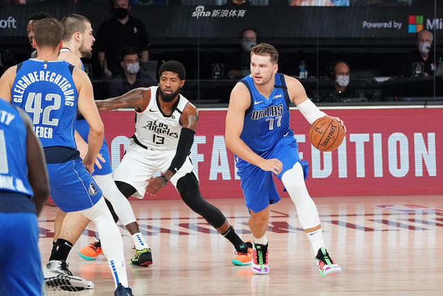 的开局略显 的开局略显