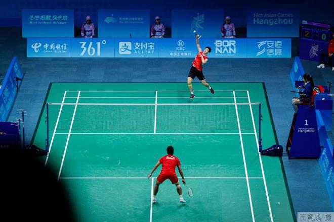 手被对手断 手被对手断