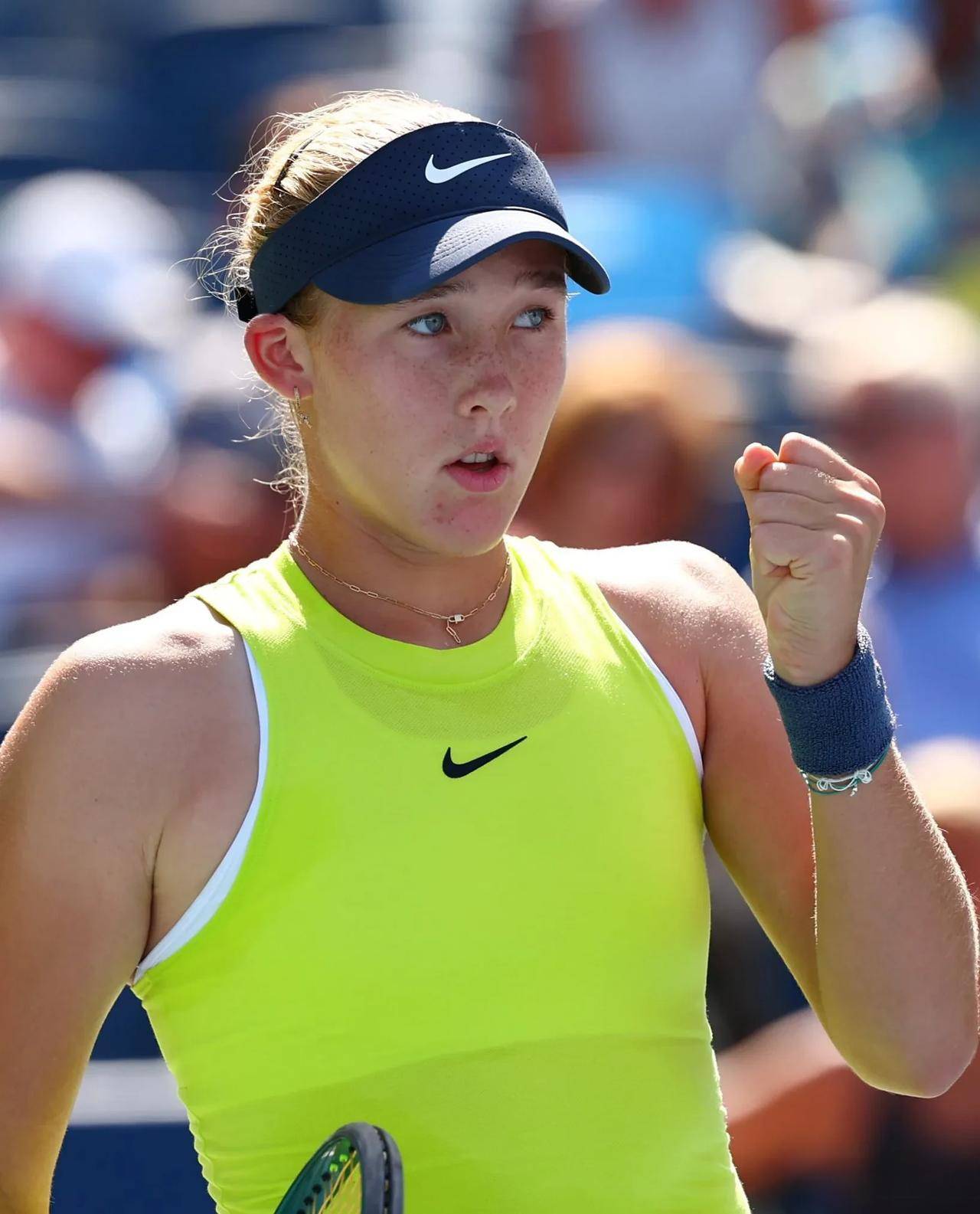 ESPN预测新赛季：马刺和老鹰有望逆袭，雄鹿湖人存隐患