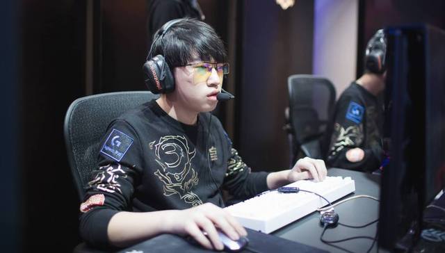 用数据强化 用数据强化